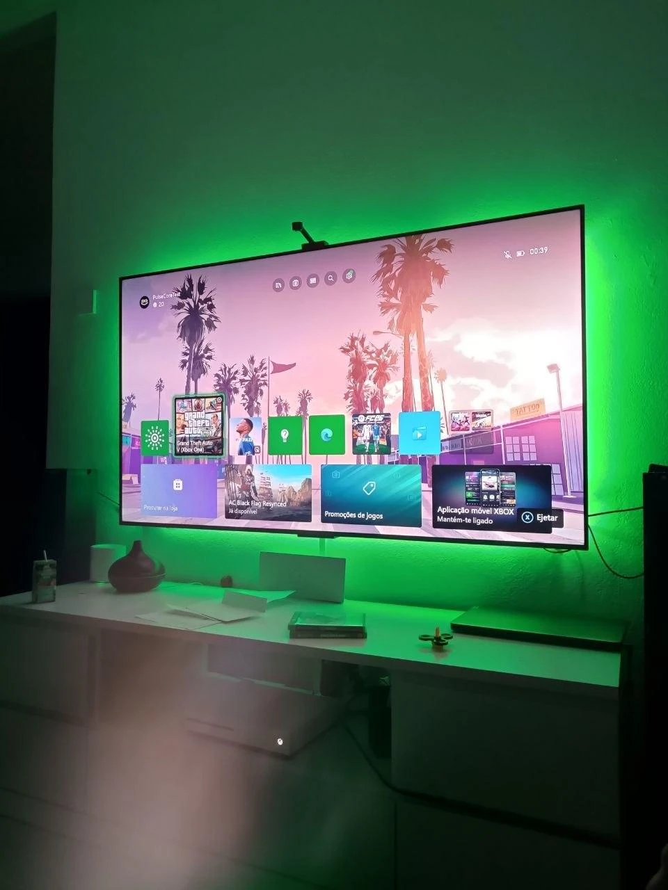 Xbox One S 500GB com dois jogos (FIFA 22 e GTA V) pronta a jogar – photo 15